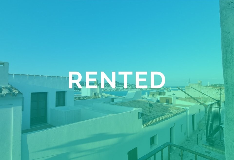 RENTED | Cozy 2-bed sea view apartment in Dalt Vila | Summer Rental