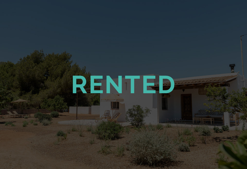 RENTED | Charming 3-bed casita with swimming pool in Sa Caleta