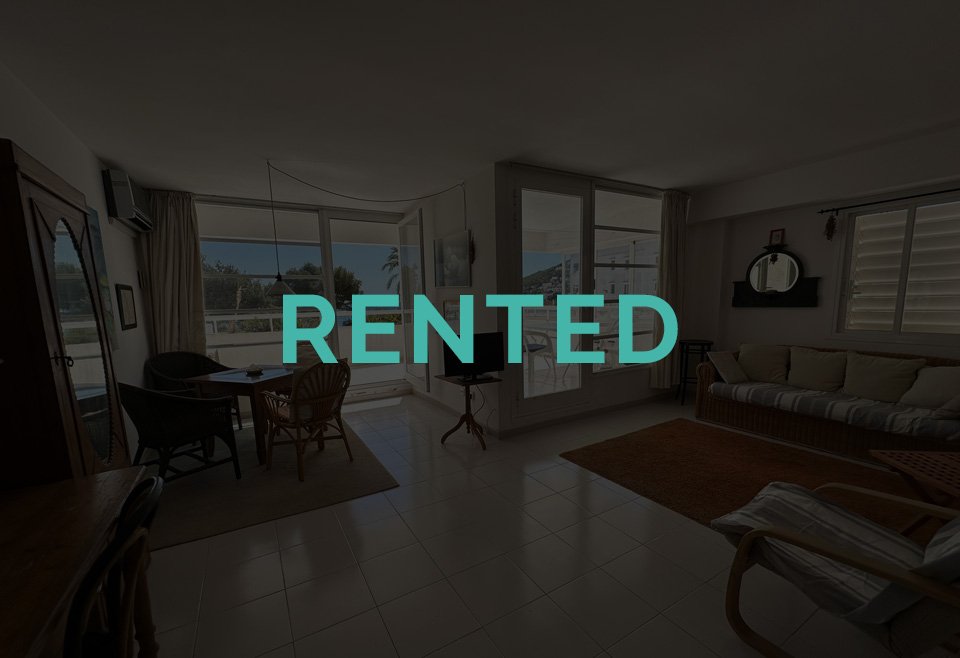 RENTED | Charming 1-bed apartment with sea view in Santa Eulalia