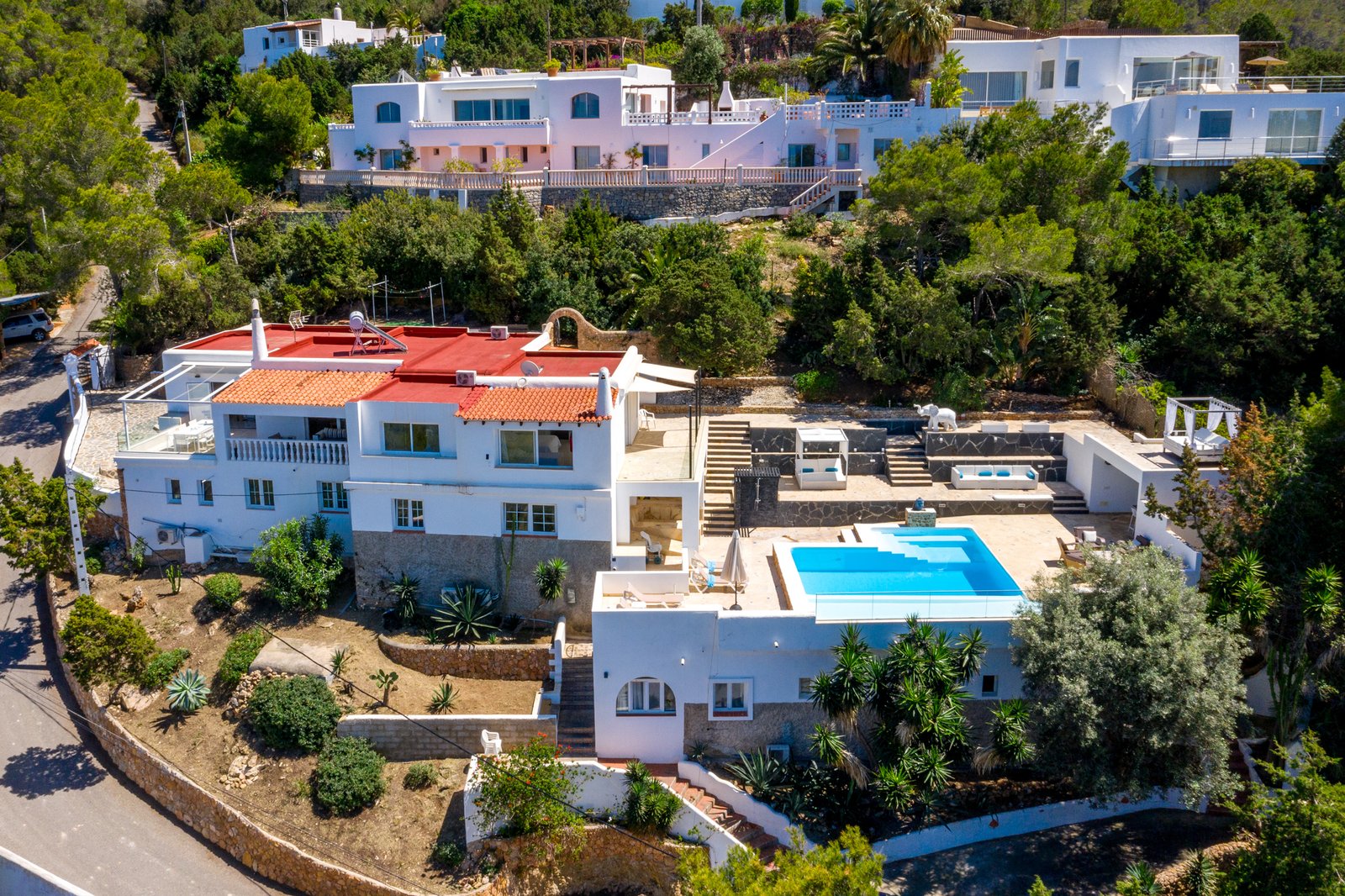 Fully renovated 8-bedroom villa on Ibiza’s west coast with breathtaking sea views