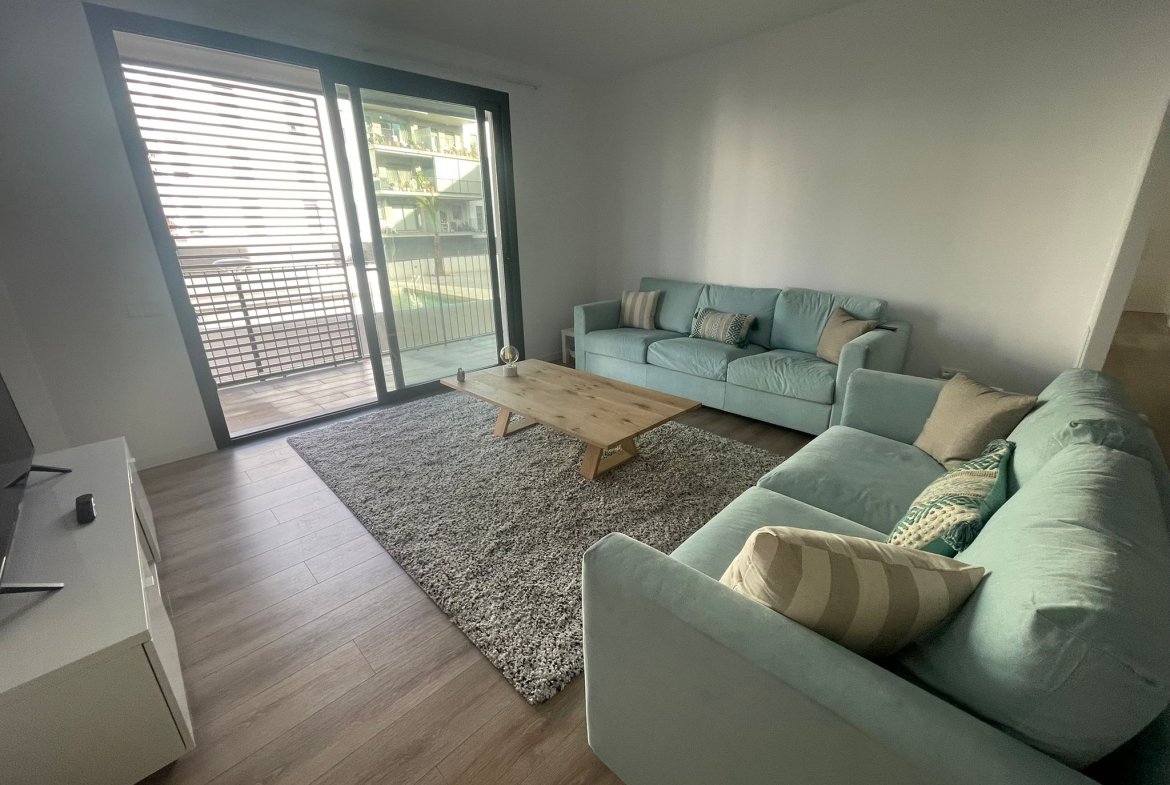 Beautiful 3-bed apartment in Puig d’en Valls available in OCTOBER