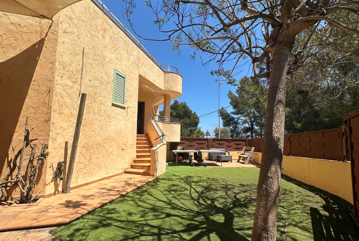 Beautiful house in Siesta available for summer rental
