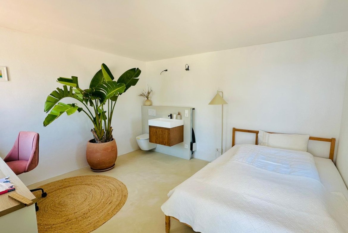 Stunning House with Sea View in Cala Gració Available in July
