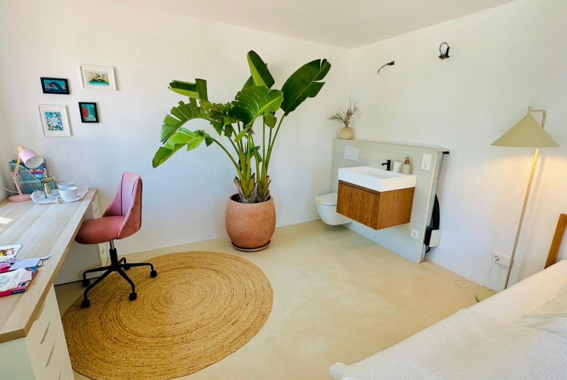 Stunning House with Sea View in Cala Gració Available in July