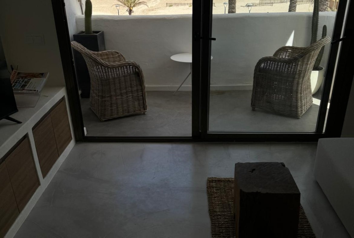 Sea-view studio apartment with breathtaking views of Cala Llonga