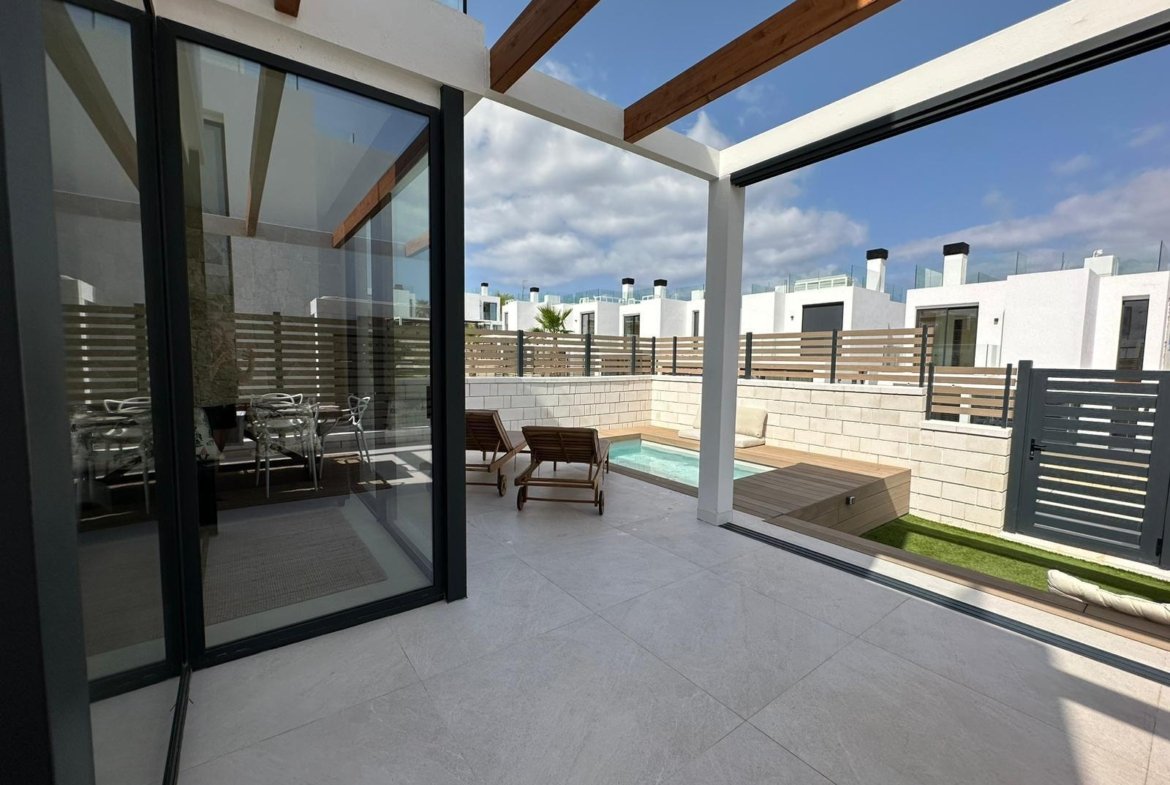 Beautiful 3-bed duplex with swimming pool in Cala Tarida from 15.09.2026-15.08.2027