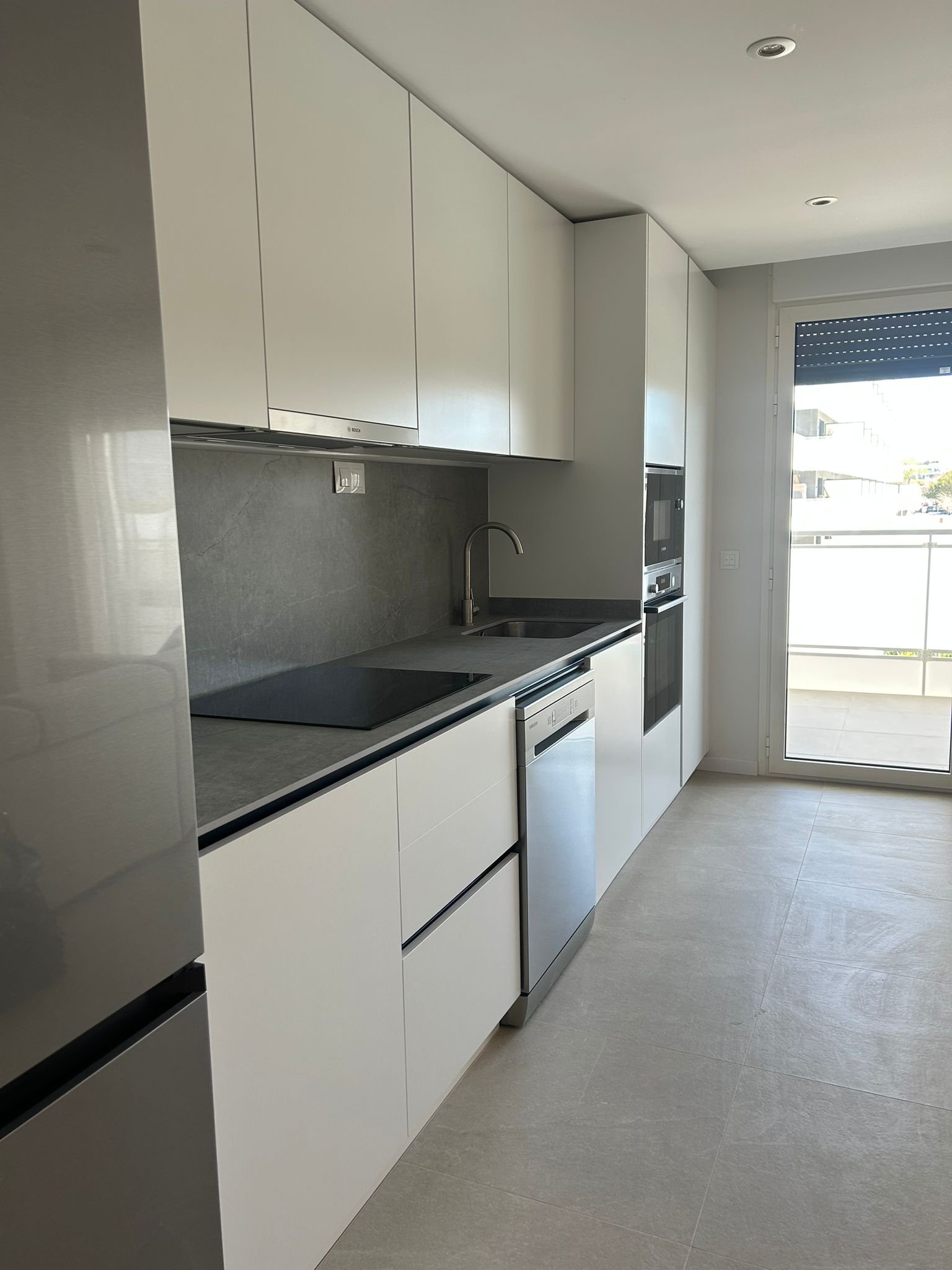 PHOTO-2026-04-06-19-31-22 29 Modern 3-Bedroom Apartment in Playa d’en Bossa from 15.10.2026