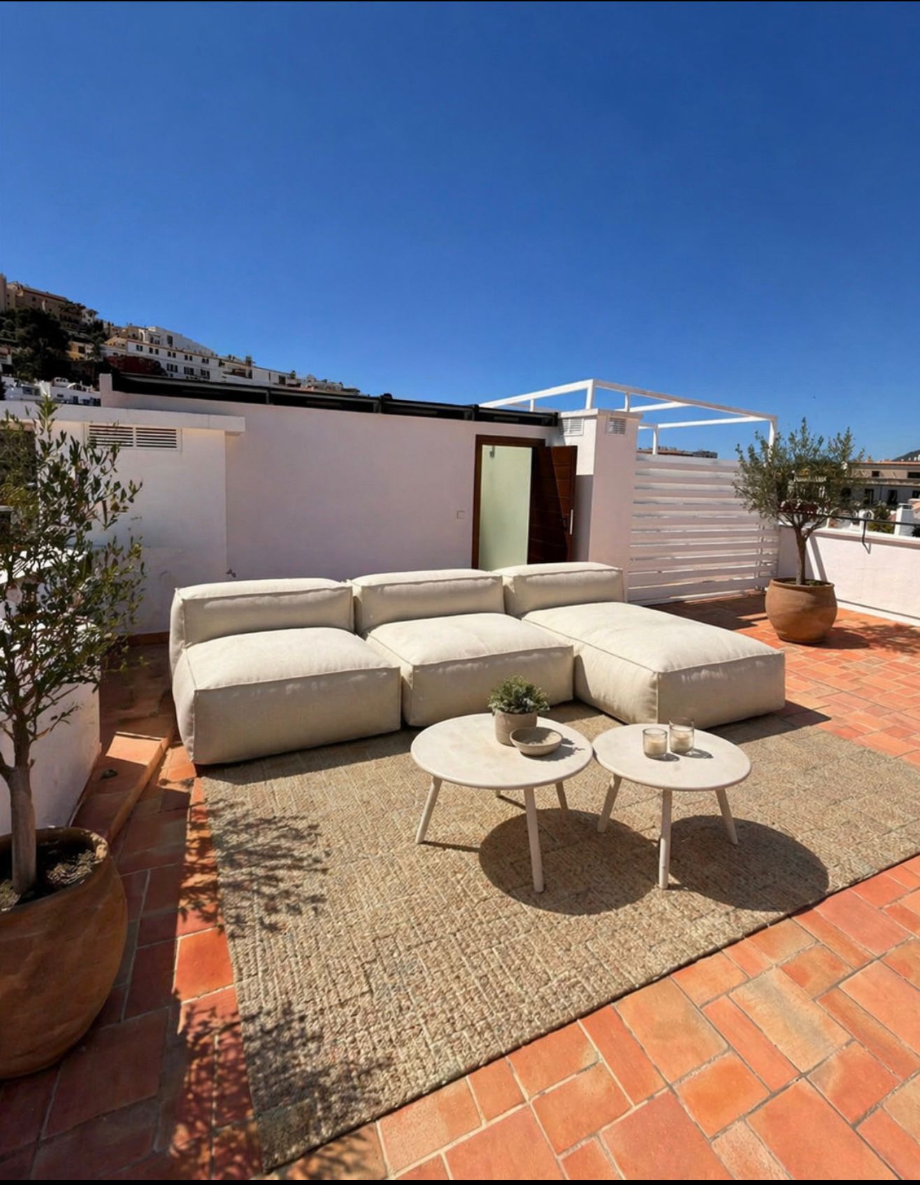 Exclusive Attico with Private Rooftop Terrace in Dalt Vila for Summer Rental