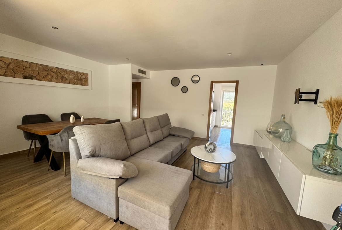 2-Bedroom Apartment in Ses Païsses for Sumer Rent from now.