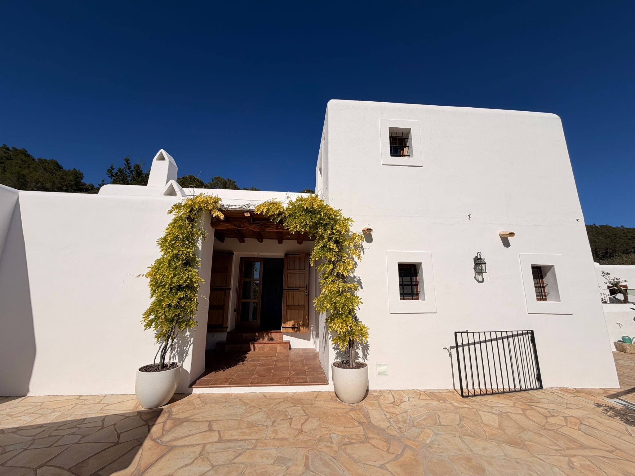 Luxury Countryside Estate for Annual Rent in San Lorenzo