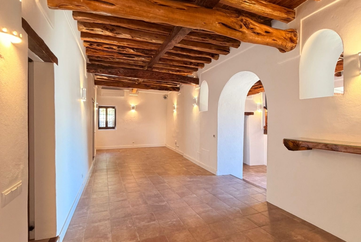 Luxury Countryside Estate for Annual Rent in San Lorenzo