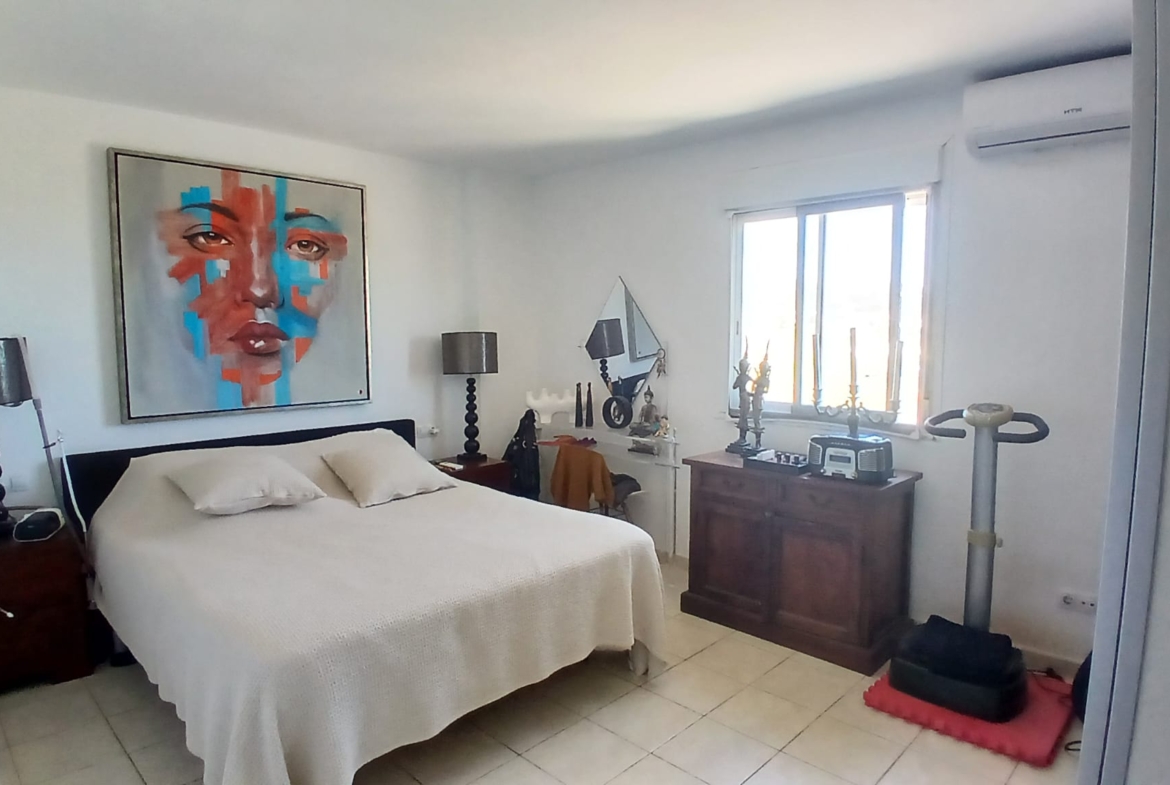 Beautiful Apartment with Sea View in Marina Botafoch – Available for Annual Rent from November