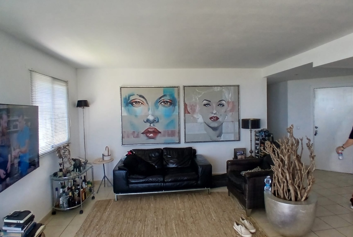 Beautiful Apartment with Sea View in Marina Botafoch – Available for Annual Rent from November