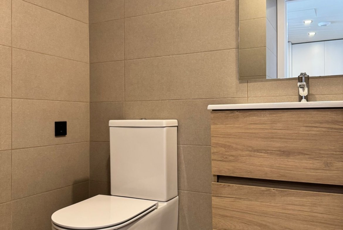 Luxury New-Build Penthouse in Playa d’en Bossa – Available from Mid July to October