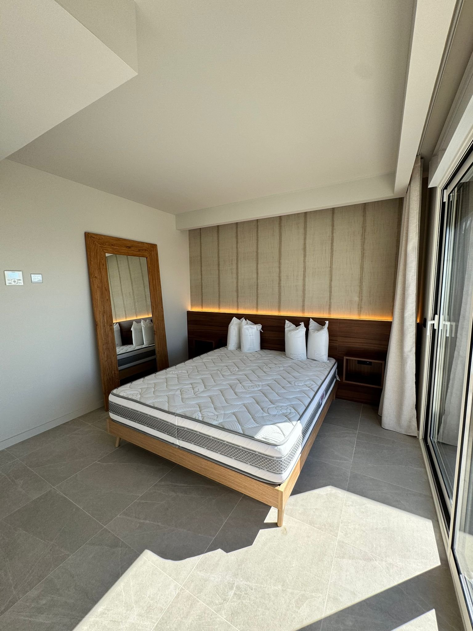 Luxury New-Build Penthouse in Playa d’en Bossa – Available from Mid July to October