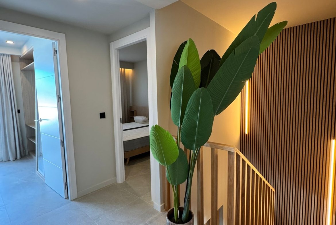 Luxury New-Build Penthouse in Playa d’en Bossa – Available from Mid July to October