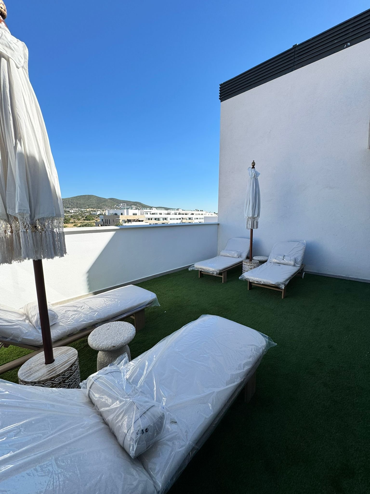 Luxury New-Build Penthouse in Playa d’en Bossa – Available from Mid July to October