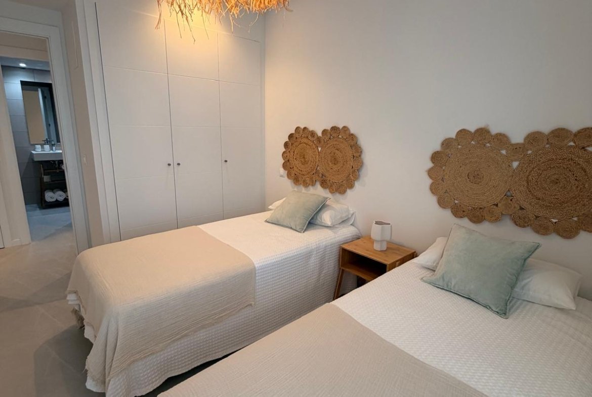 Luxury 2-Bedroom Apartment in Playa d’en Bossa for Summer Rent