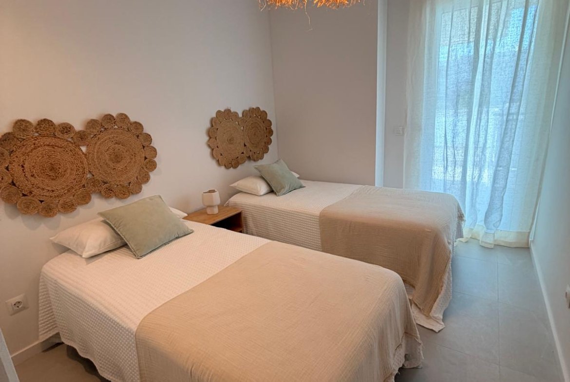 Luxury 2-Bedroom Apartment in Playa d’en Bossa for Summer Rent