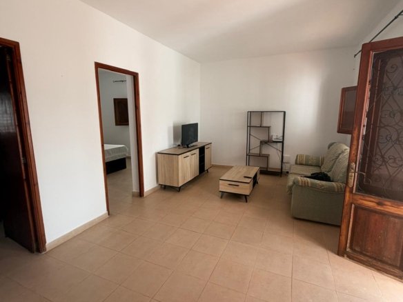 Casita Near the Airport Available for Longterm Rent