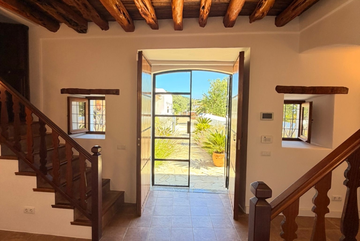 Luxury Countryside Estate for Annual Rent in San Lorenzo
