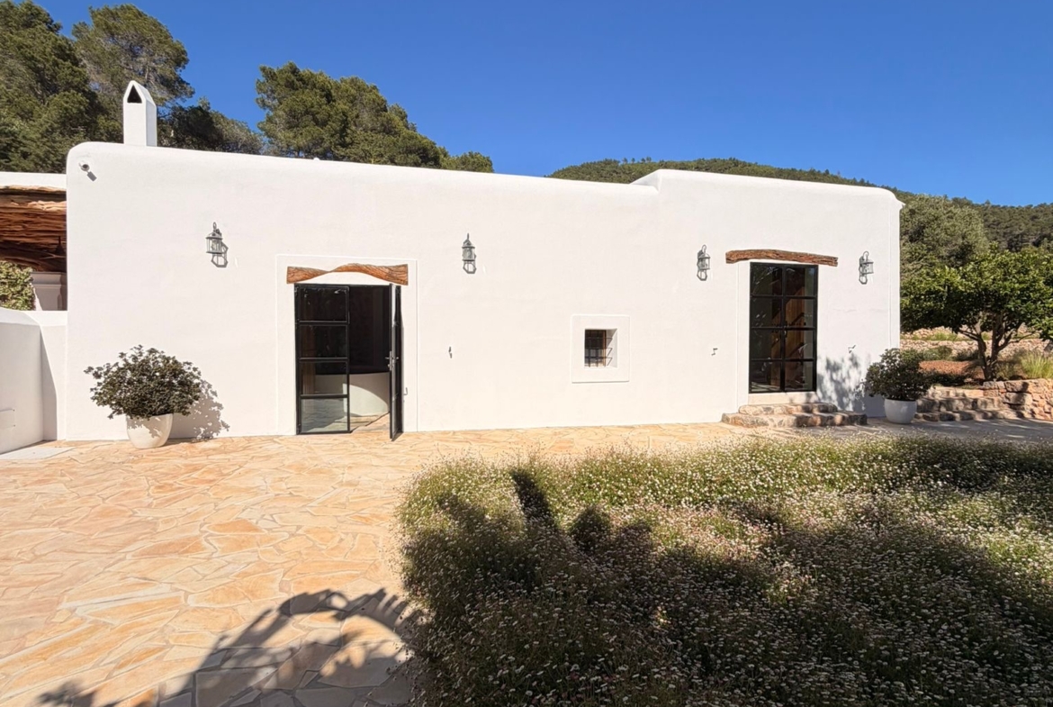Luxury Countryside Estate for Annual Rent in San Lorenzo