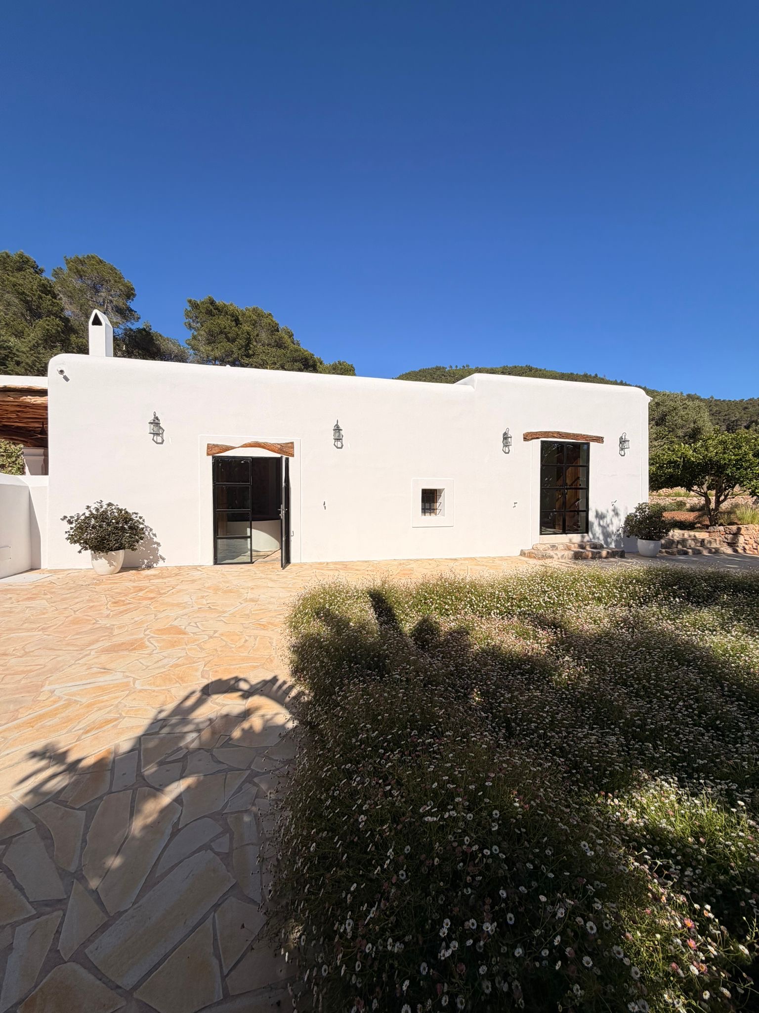 Luxury Countryside Estate for Annual Rent in San Lorenzo