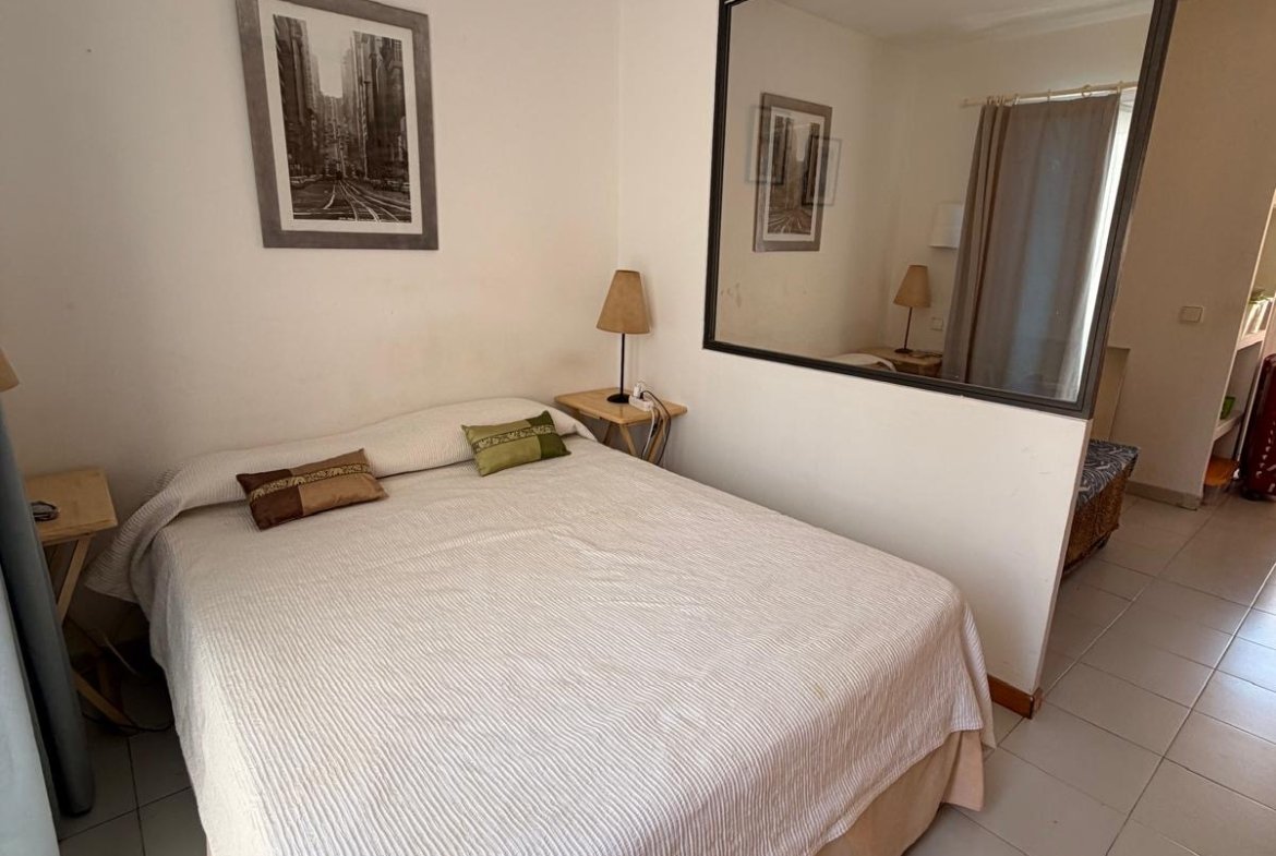 Long-Term Studio Rental in Siesta