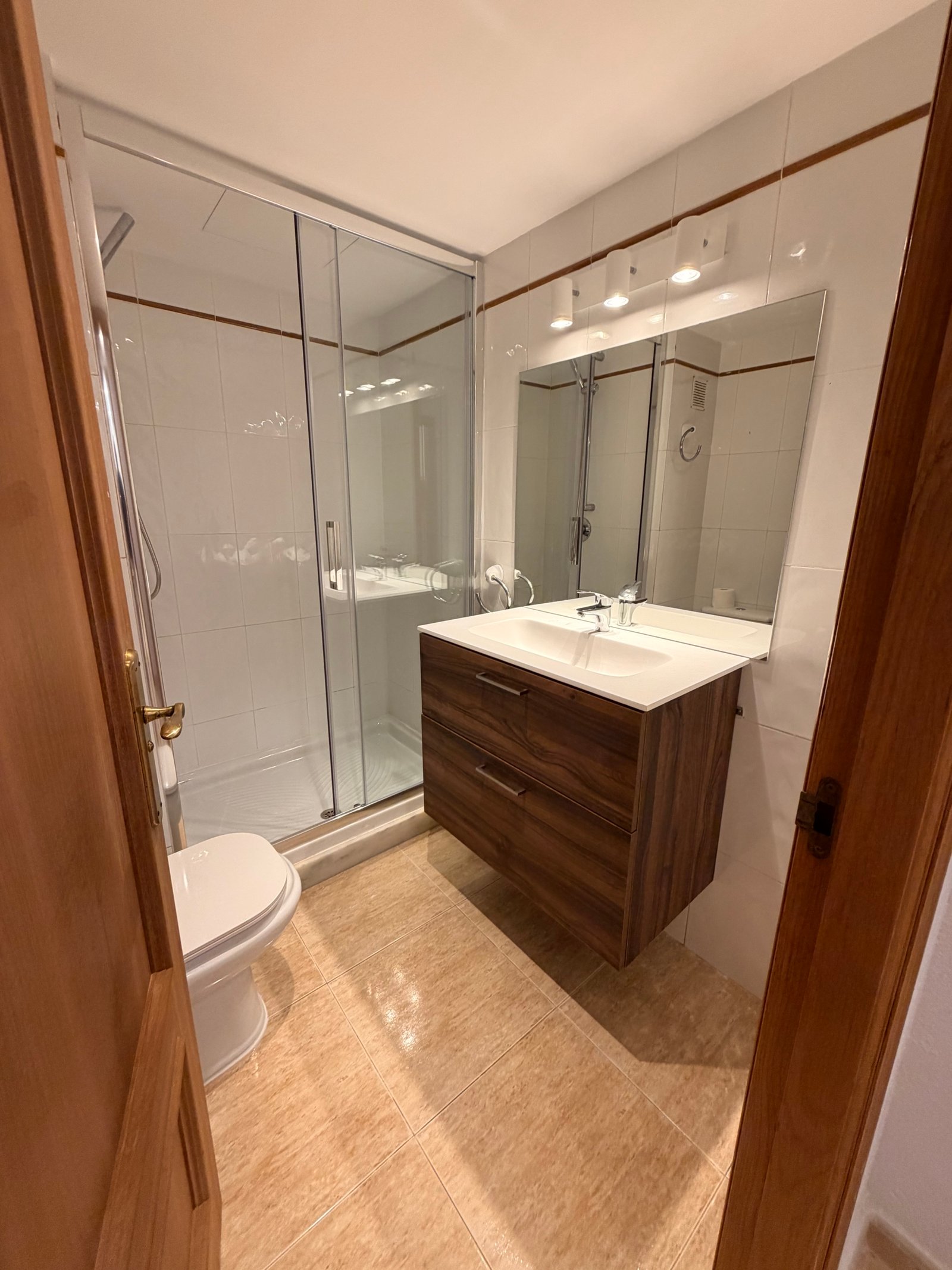 IMG_1852 Spacious 3 Bedroom Apartment Available from 01.06