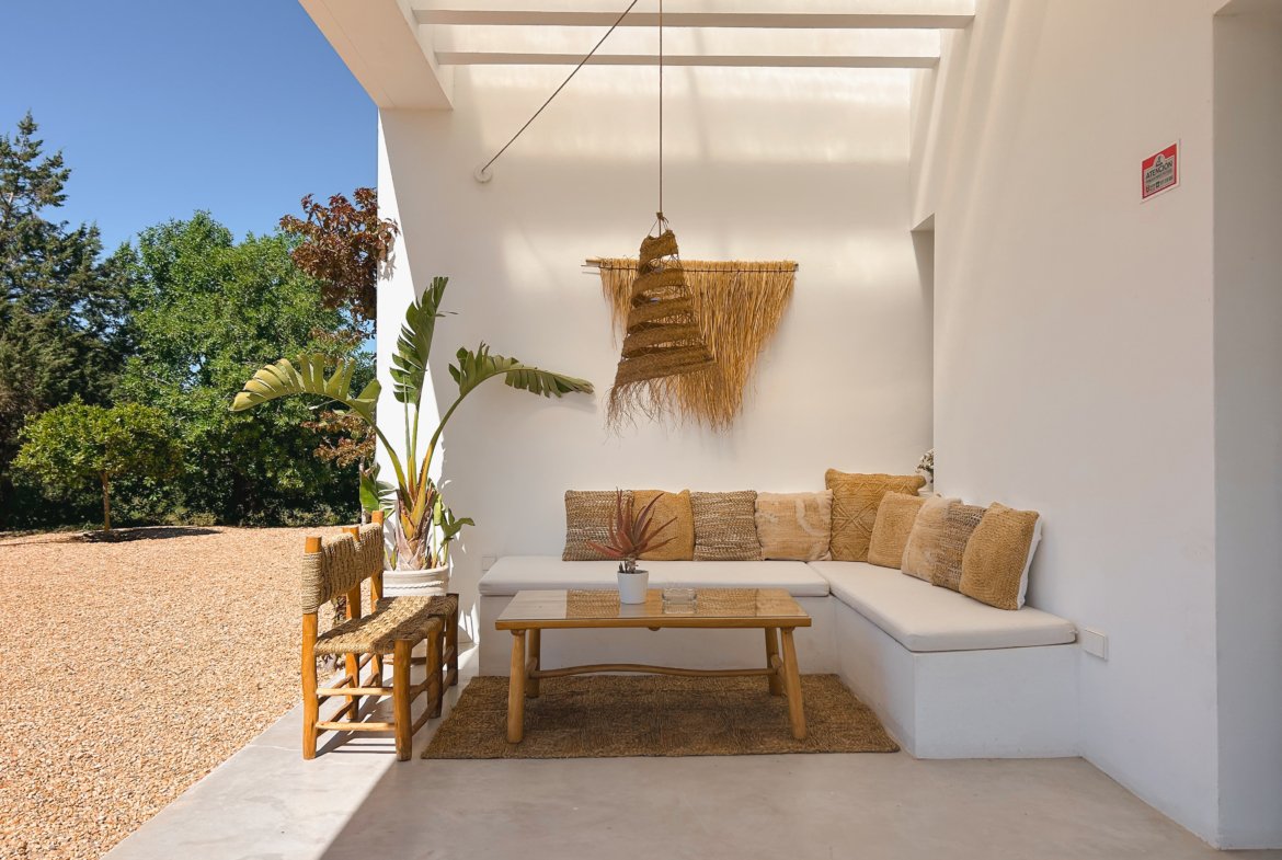 Amazing 3-Bedroom Villa in San Josep for October 2026
