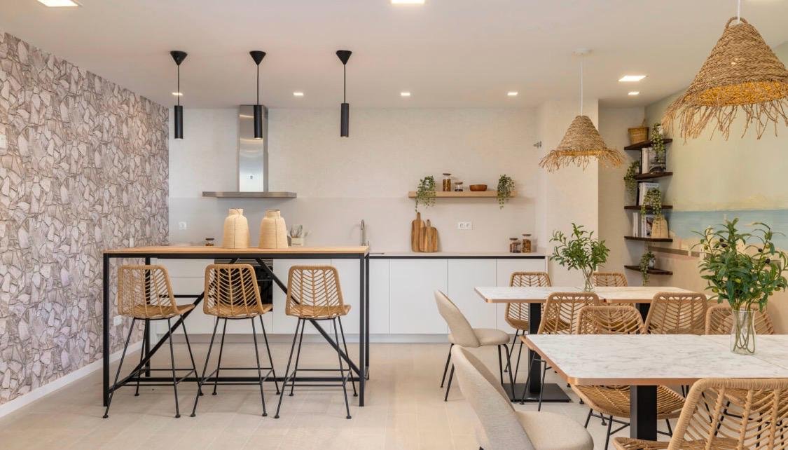 Luxury Penthouse in Playa d’en Bossa Available for Summer Rent