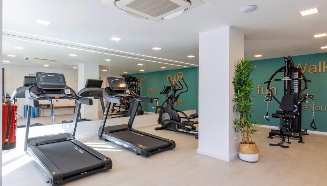 Luxury Penthouse in Playa d’en Bossa Available for Summer Rent