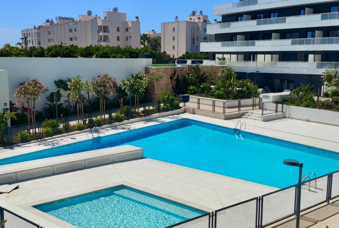 Luxury Penthouse in Playa d’en Bossa Available for Summer Rent