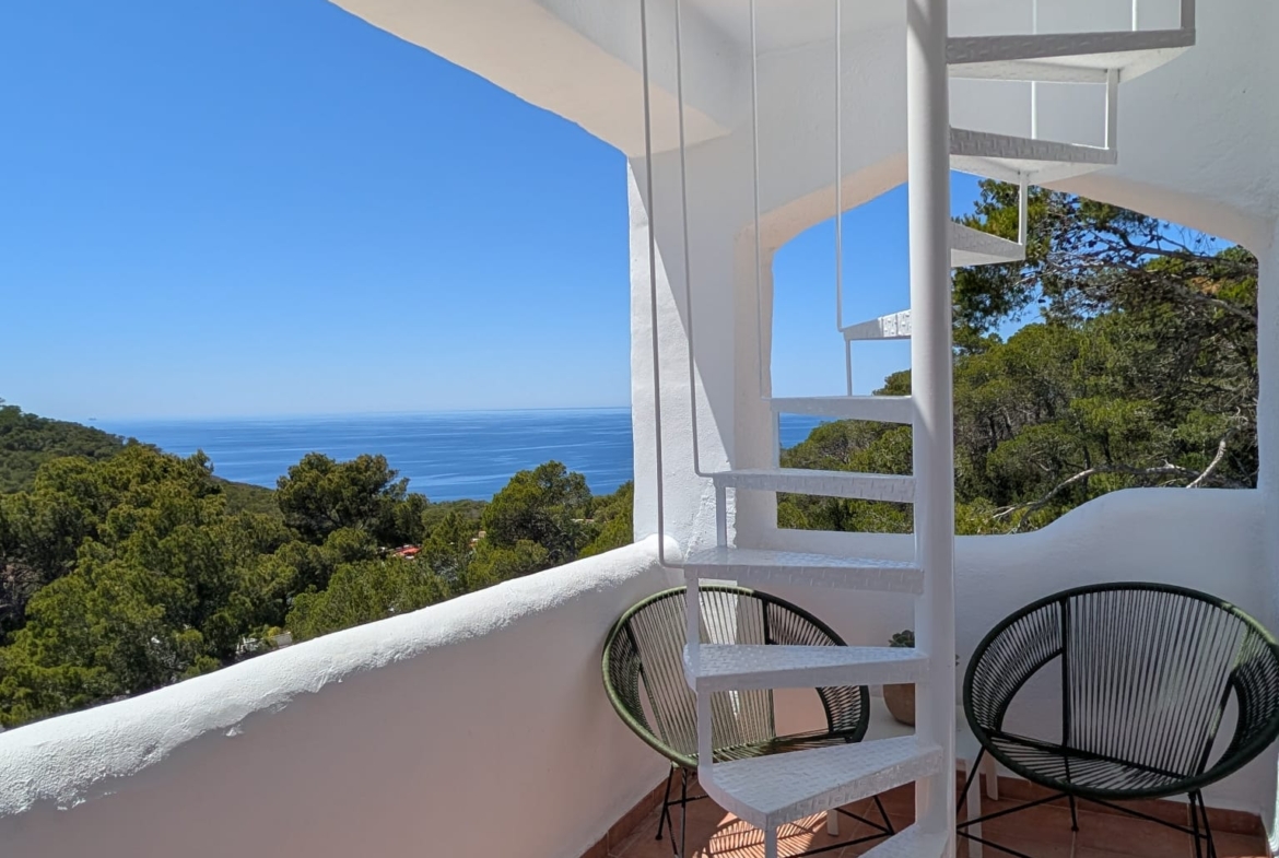 Boho Chic Sea View Apartment with Private Rooftop in Cala Vadella for Summer Rent