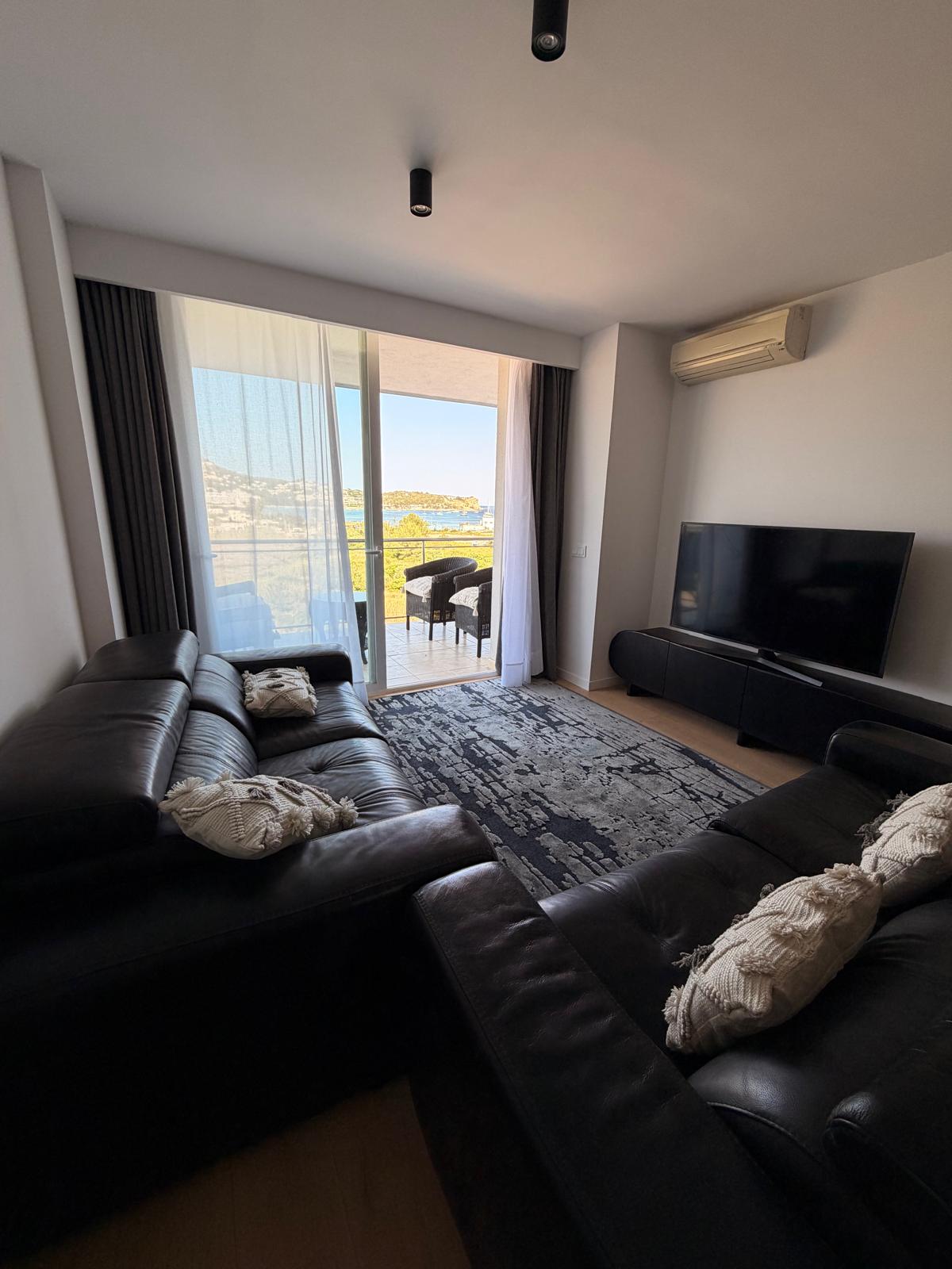 PHOTO-2026-05-30-17-31-20 Luxury Sea View Apartment With Pool & Large Terrace – Summer Rental