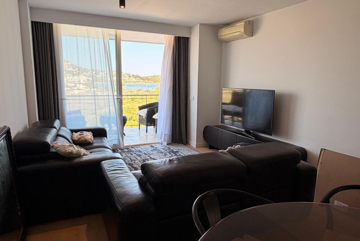 Luxury Sea View Apartment With Pool & Large Terrace – Summer Rental