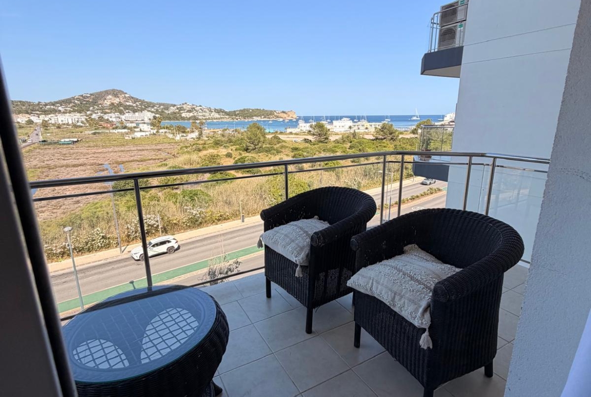 Luxury Sea View Apartment With Pool & Large Terrace – Summer Rental