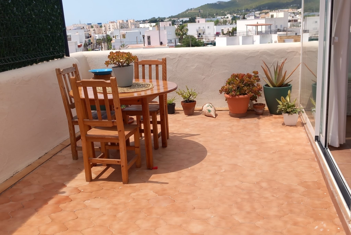 Studio for Rent in Puig d’en Valls – Summer Rental