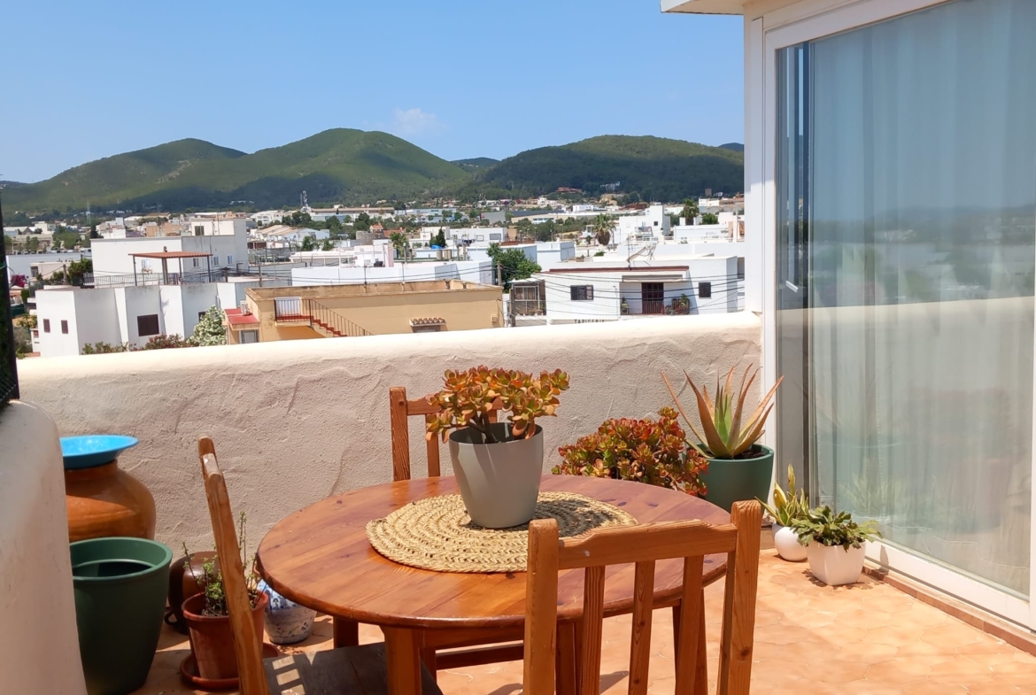 Studio for Rent in Puig d’en Valls – Summer Rental