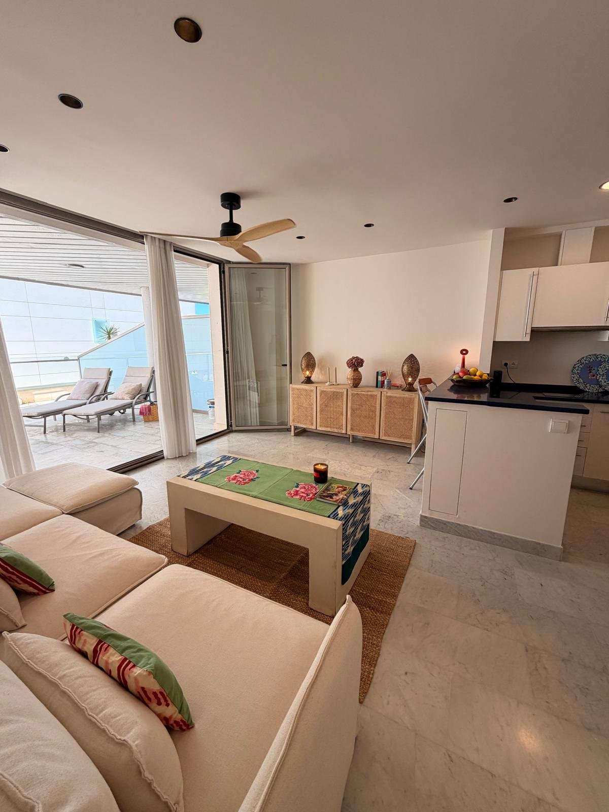 Beautiful 1 Bedroom Apartment with Large Terrace in Marina Botafoch