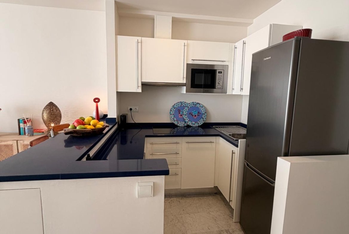 Beautiful 1 Bedroom Apartment with Large Terrace in Marina Botafoch