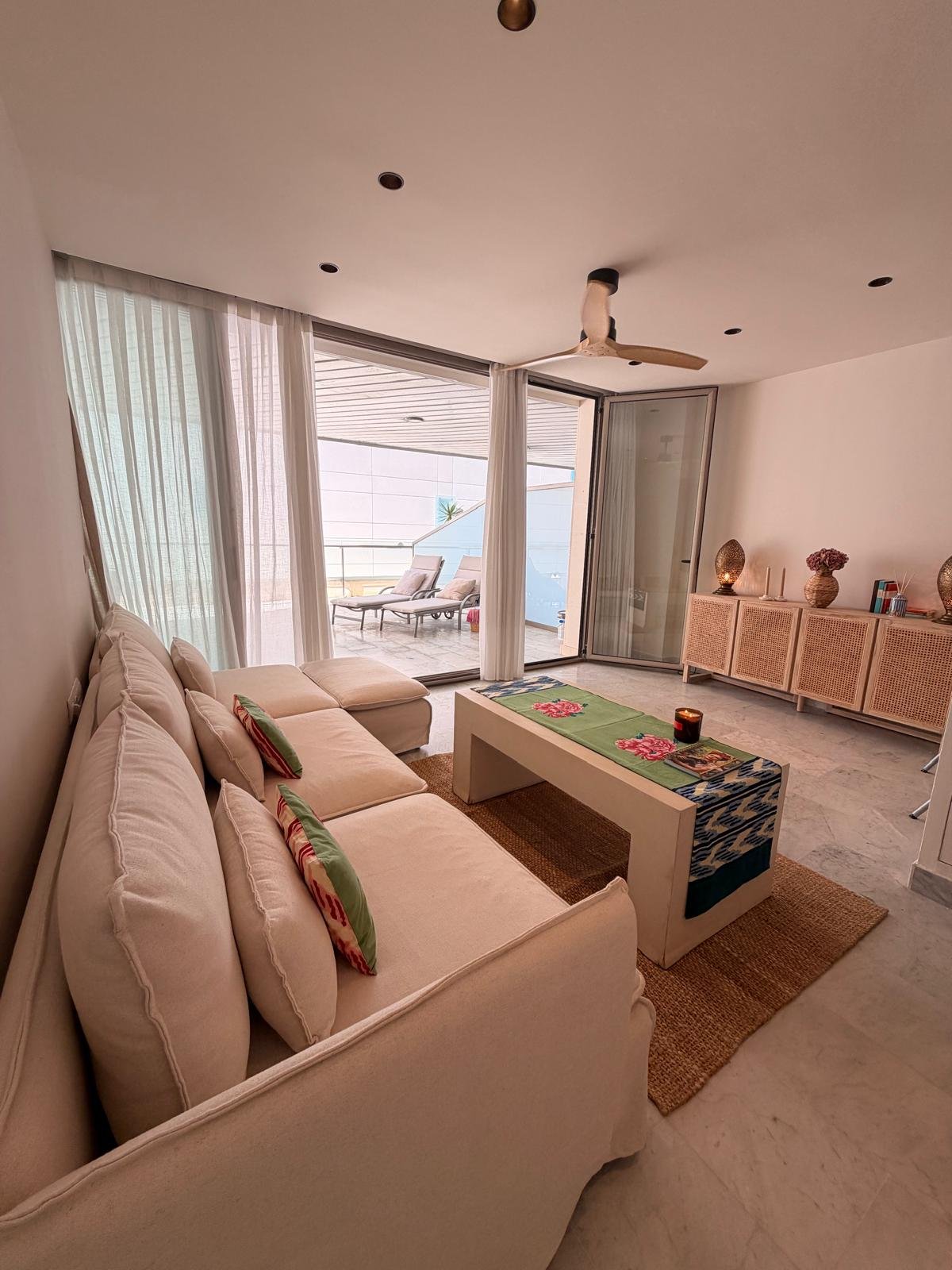 Beautiful 1 Bedroom Apartment with Large Terrace in Marina Botafoch