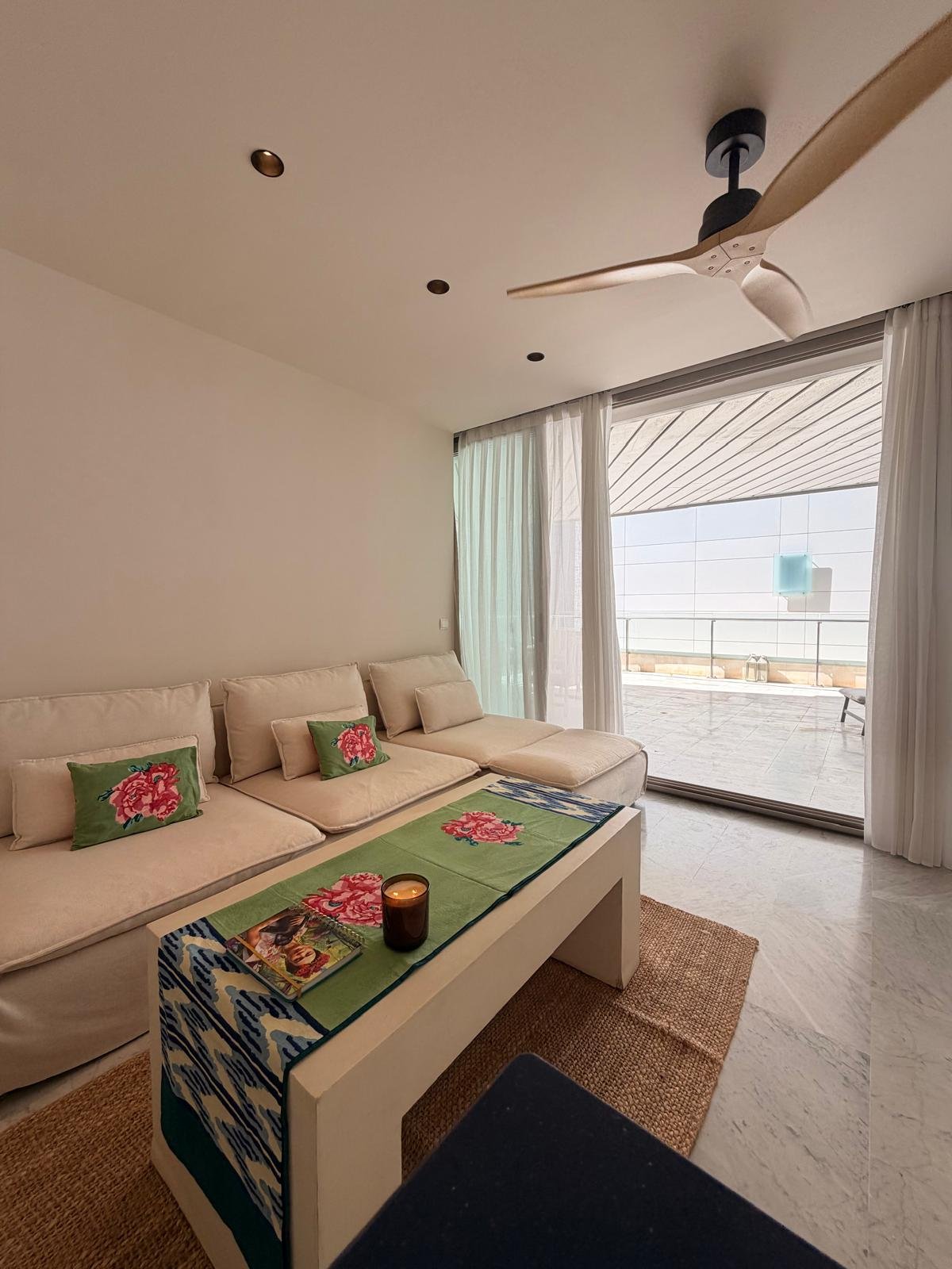 Beautiful 1 Bedroom Apartment with Large Terrace in Marina Botafoch