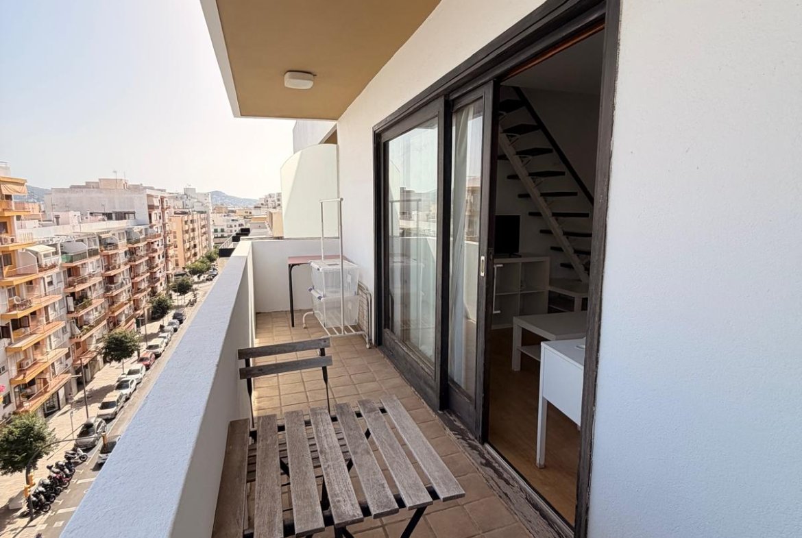 Penthouse for Long-Term Rental in Ibiza Town