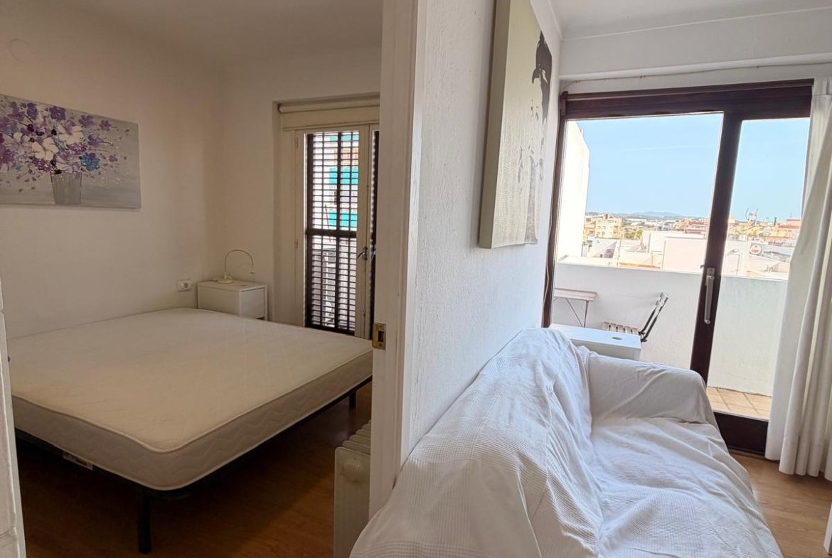 Penthouse for Long-Term Rental in Ibiza Town