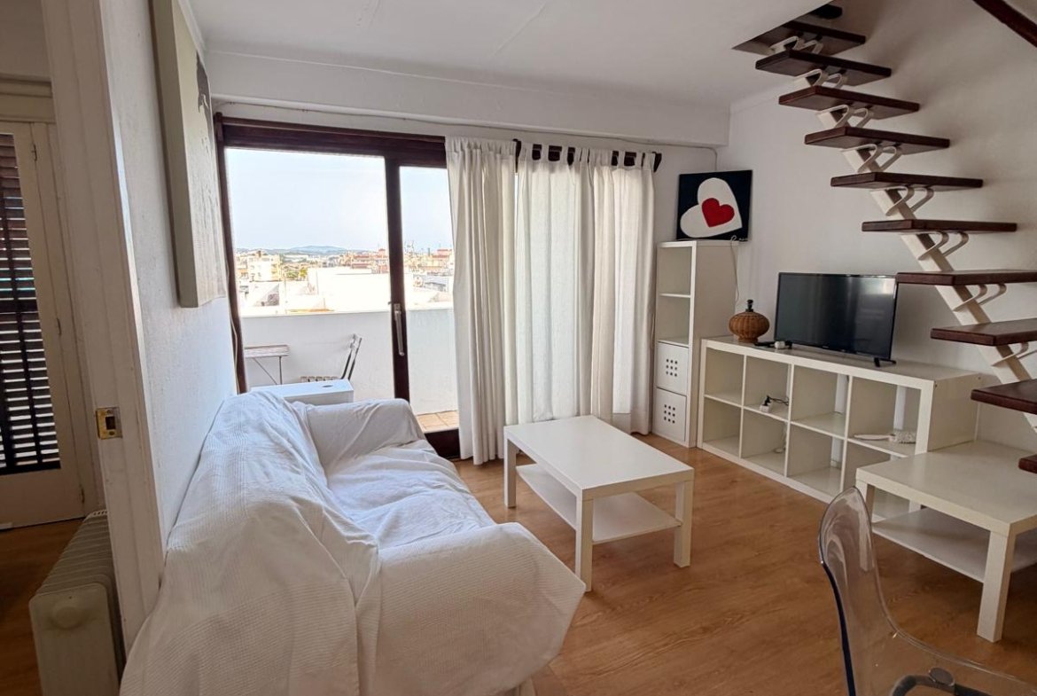 Penthouse for Long-Term Rental in Ibiza Town