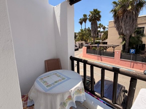 Long-Term Studio Rental in Siesta