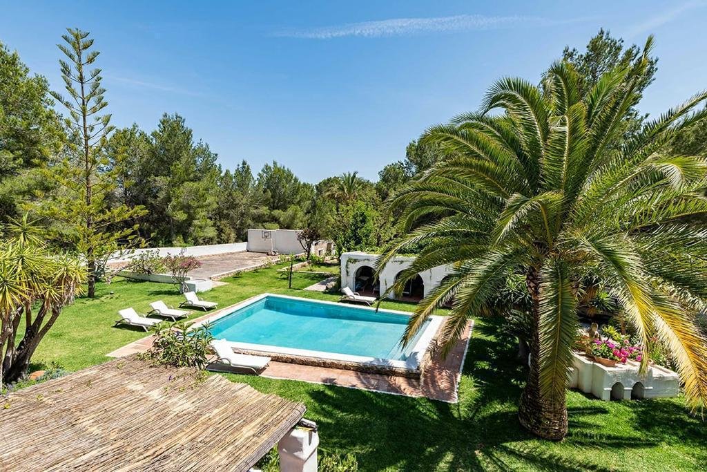 Charming 3-Bedroom Villa with Pool for Long-Term Rent in Santa Gertrudis