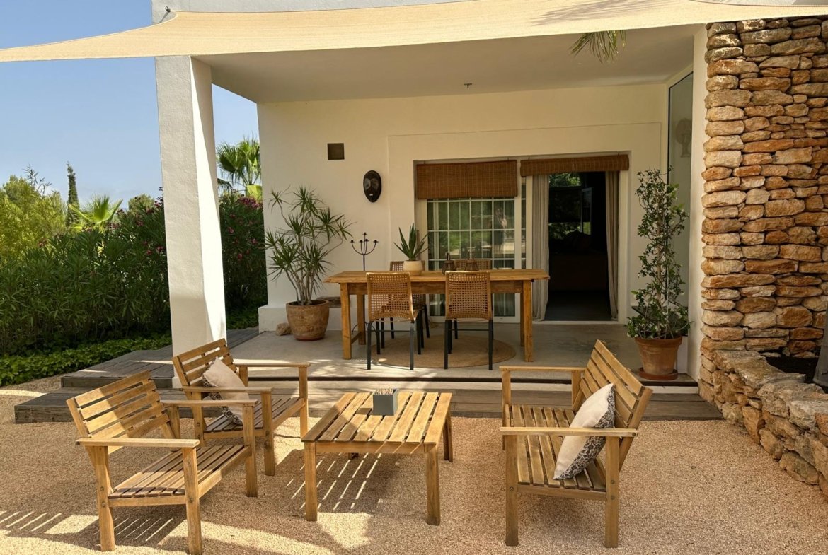 Charming 3-Bedroom Villa with Pool for Long-Term Rent in Santa Gertrudis