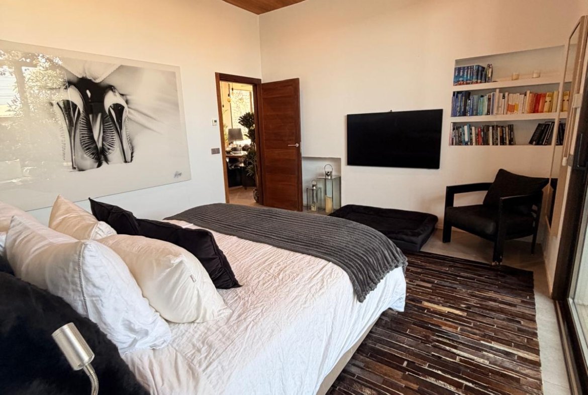 Modern 3-Bedroom House for Sale in Sant Josep